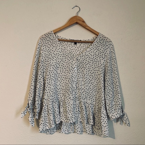one clothing Tops - Polkadot V-Neck Blouse Size Medium